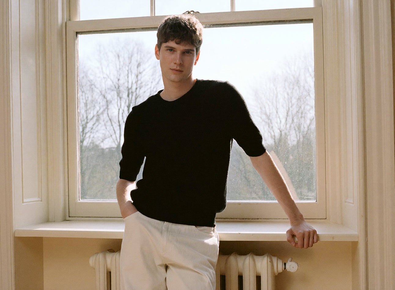 The Case for Wearing Lightweight Knits All Year Long